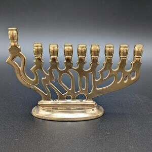 Brass Hanukkah Menorah 8-Branch Jewish Candle Holder Modern Design Made in India
